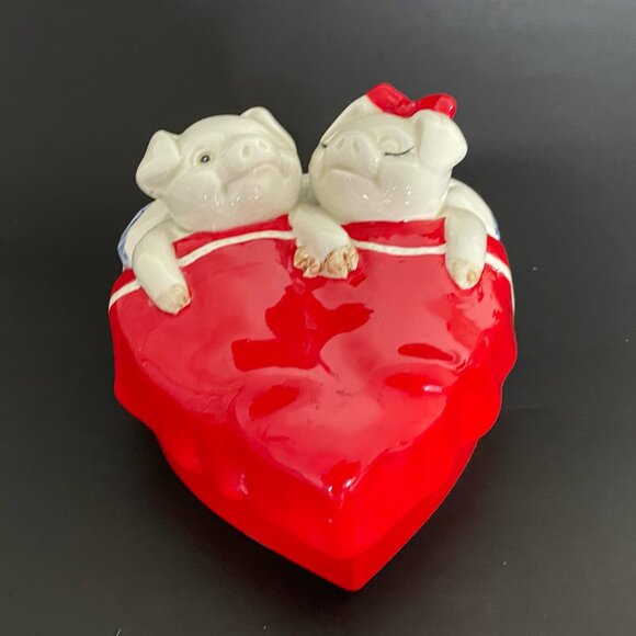Lovable Fitz & Floyd Makin' Bacon Heart Shaped Trinket Dish Box - Picture 1 of 5